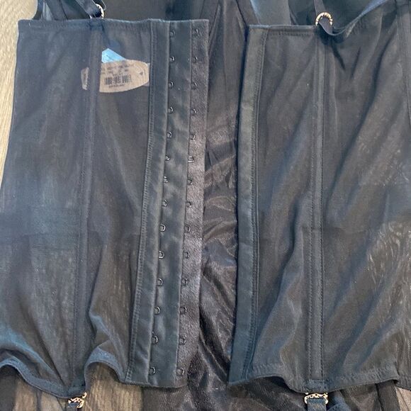 Victoria’s Secret 2011 Black Garter Corset Slip Size 36B - Picture 9 of 12